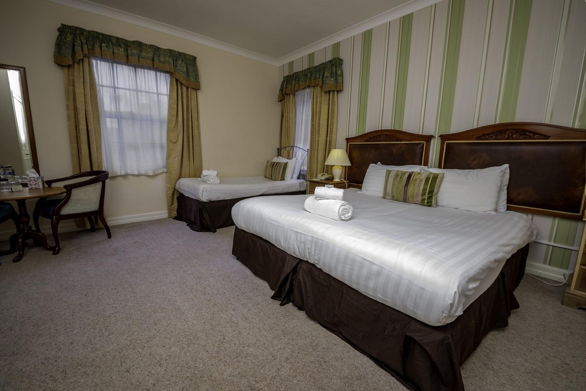 Fownes Hotel วุร์สเตอร์ ภายนอก รูปภาพ